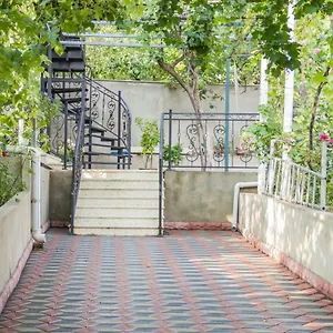 https://apartament-sofia.alltbilisihotels.com