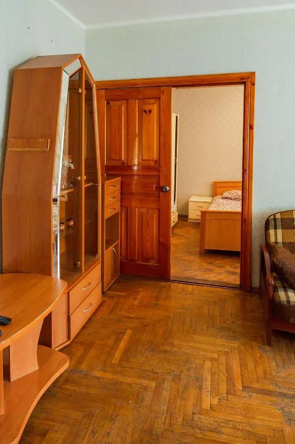 Квартира по улице Большая Васильковская, 101 Киев 0*,  Украина