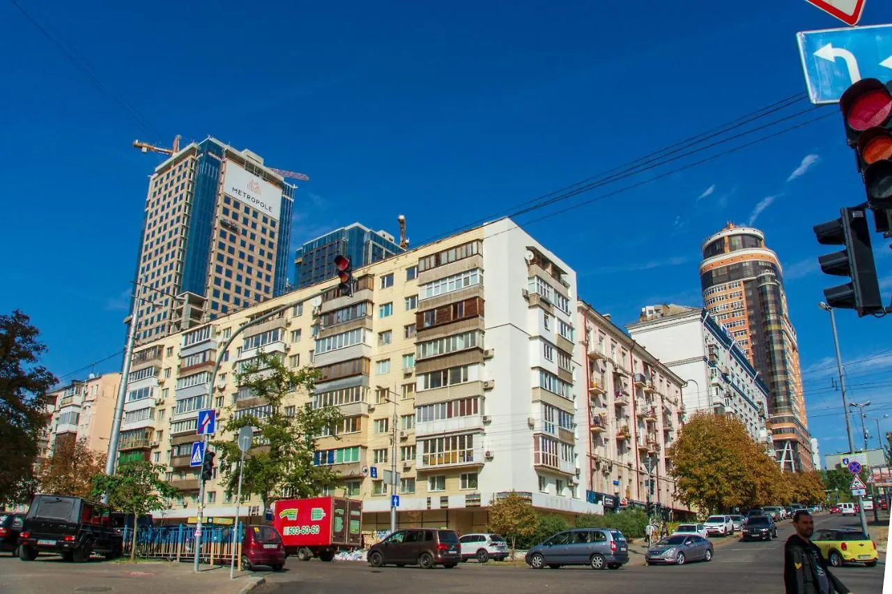 Квартира по улице Большая Васильковская, 101 Киев Апартаменты